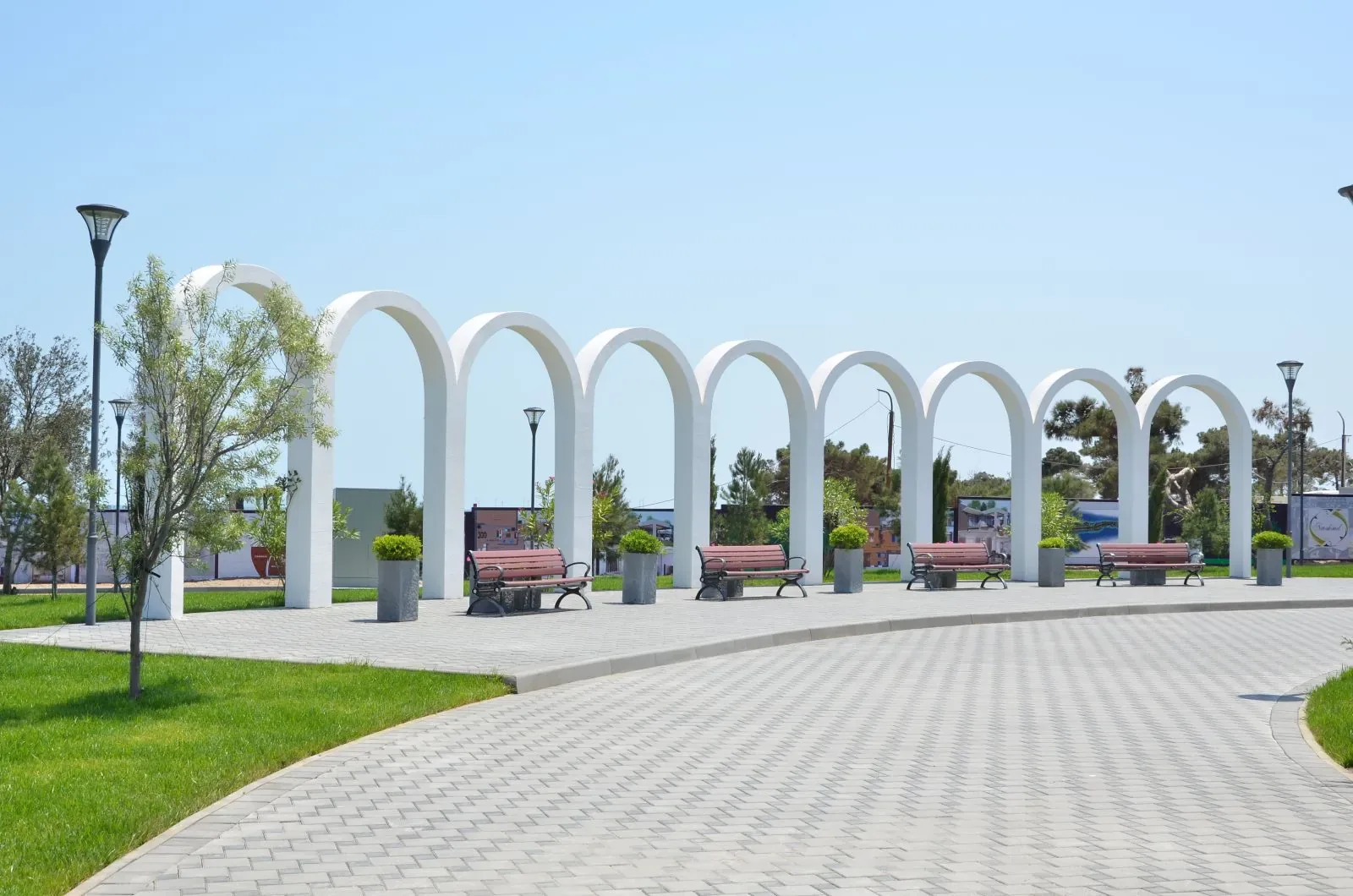 Nərəkənd kompleksi — sahil promenadı